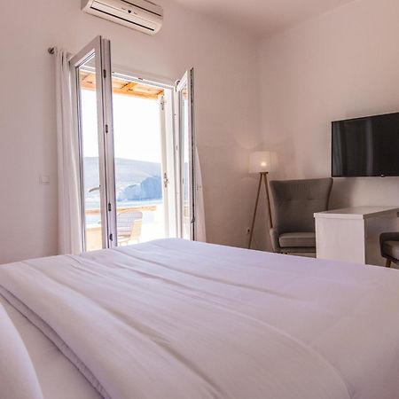 Salt Suites Milos Pollonia Ngoại thất bức ảnh