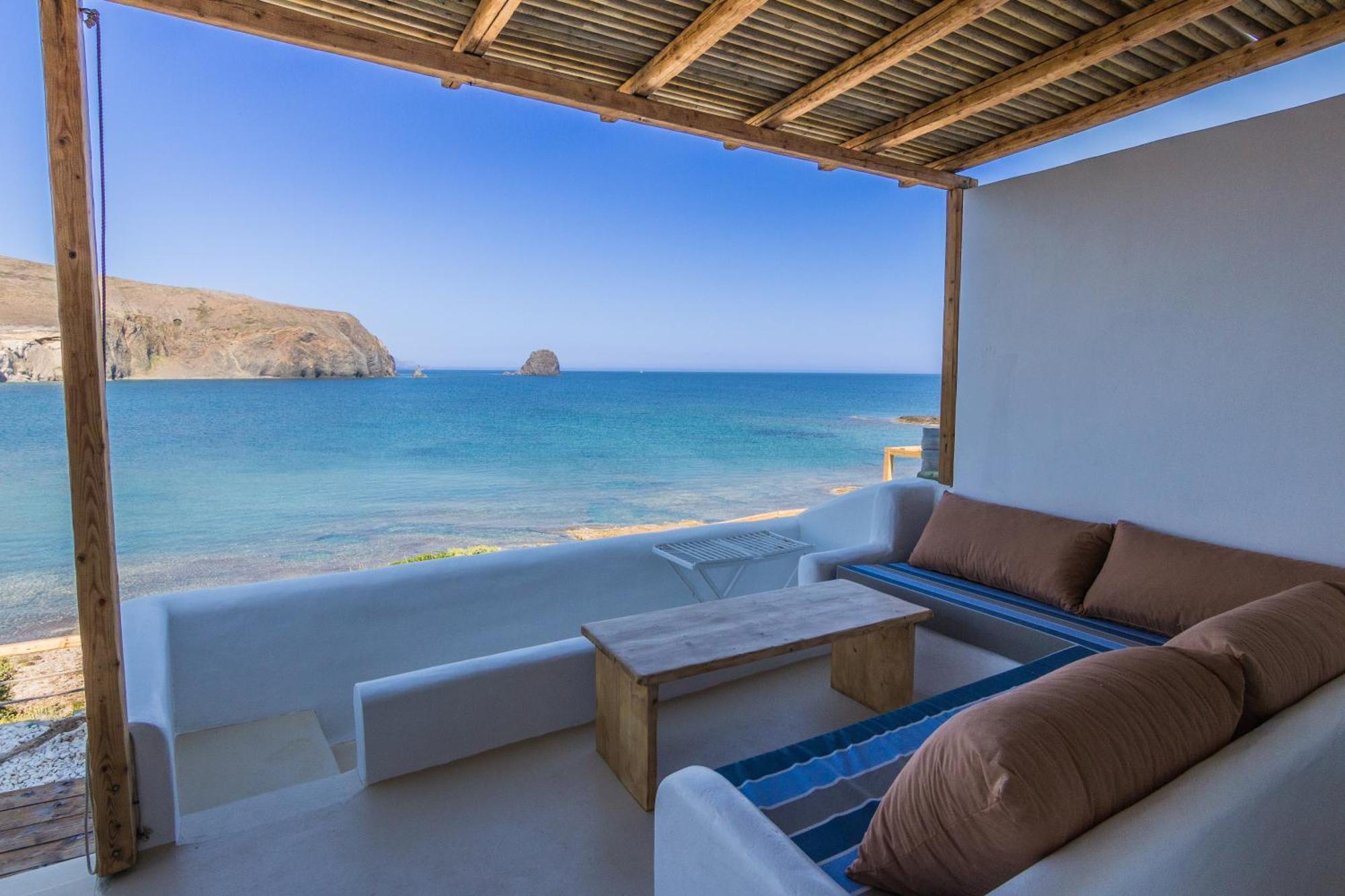Salt Suites Milos Pollonia Ngoại thất bức ảnh