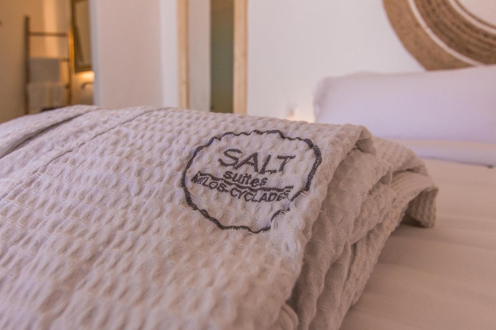 Salt Suites Milos Pollonia Ngoại thất bức ảnh